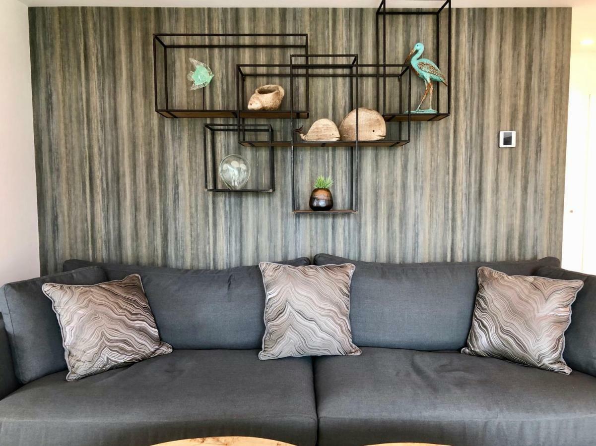 Luxury Apartment In La Isla, Walking Distance To Puerto Banus Marbella Luaran gambar