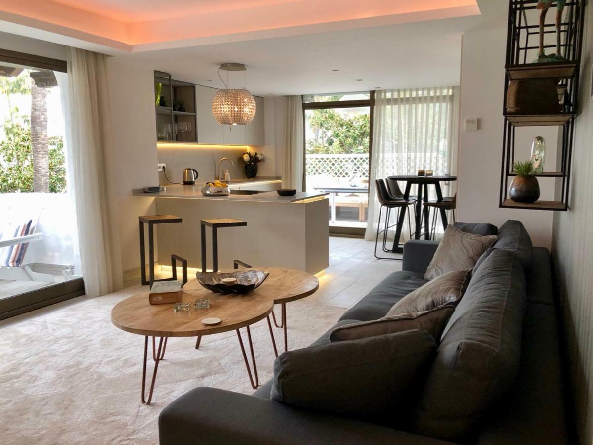 Luxury Apartment In La Isla, Walking Distance To Puerto Banus Marbella Luaran gambar