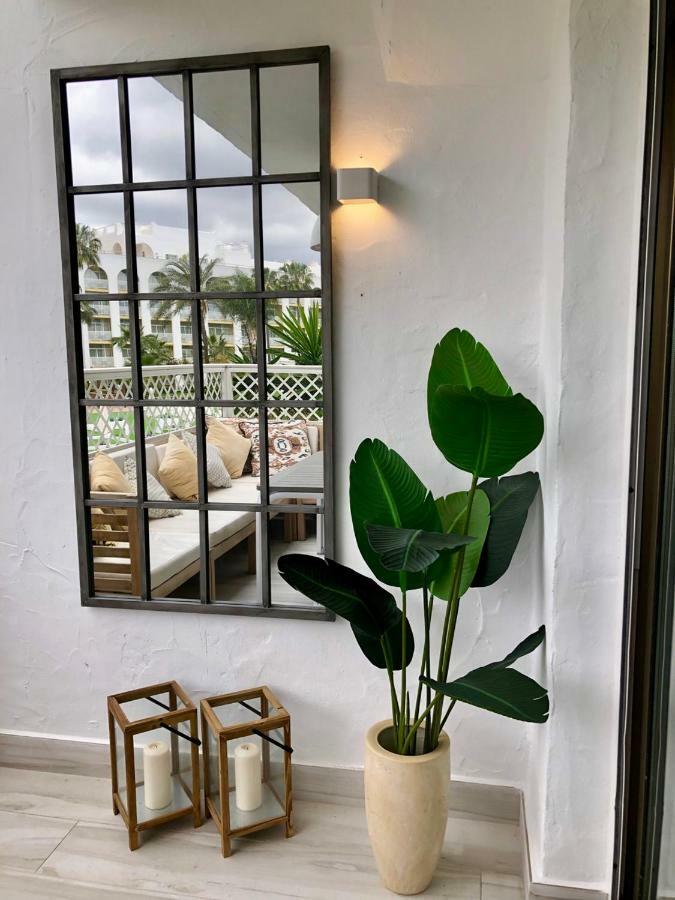 Luxury Apartment In La Isla, Walking Distance To Puerto Banus Marbella Luaran gambar