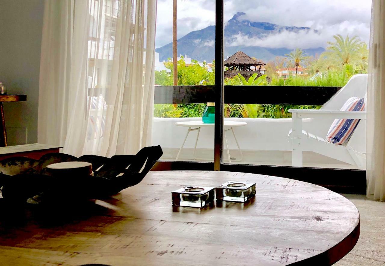 Luxury Apartment In La Isla, Walking Distance To Puerto Banus Marbella Luaran gambar